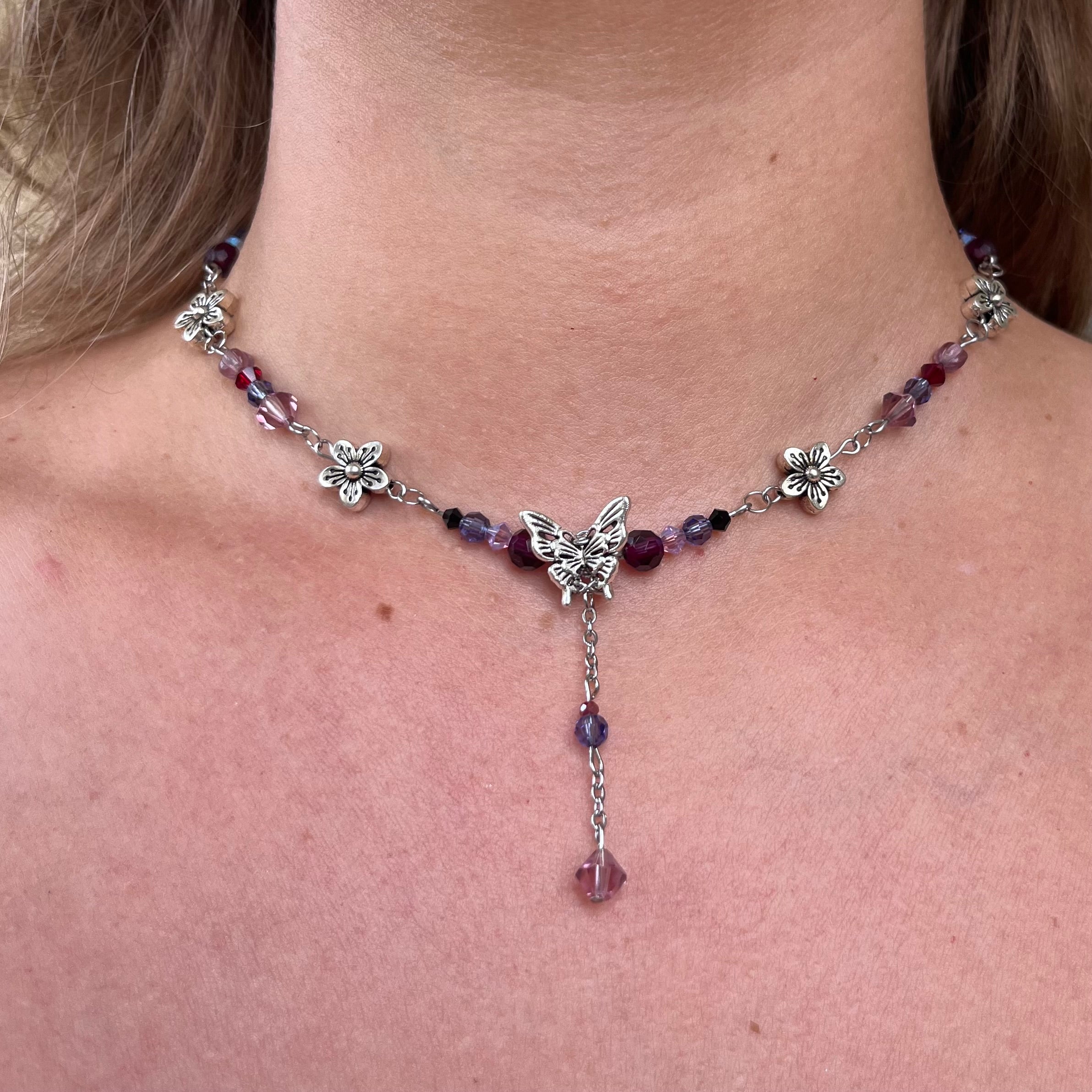 Flower Flutter Necklace